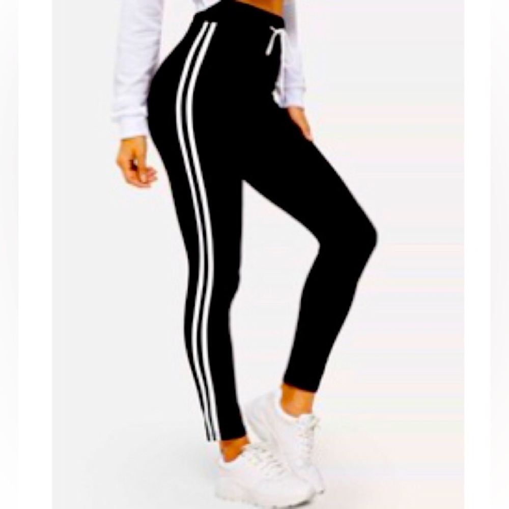 Black jogger pants